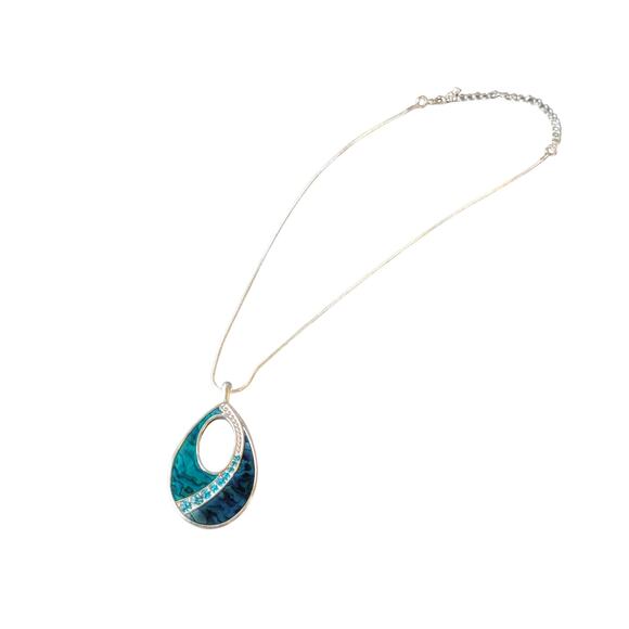 Silver Tone Teardrop Pendant Necklace with Blue Stone Inlay 32" Chain Rhinestone - Picture 6 of 13